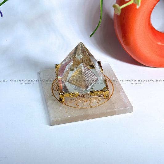 SELENITE TREE CHARGING PLATE
(Aura Cleansing ,Charging, Cleansing And Purification). image 1