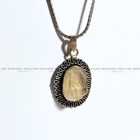 CLEAR QUARTZ RAW PENDANT (Mental Clarity, Master Healer And Energy Amplifier).
image 1