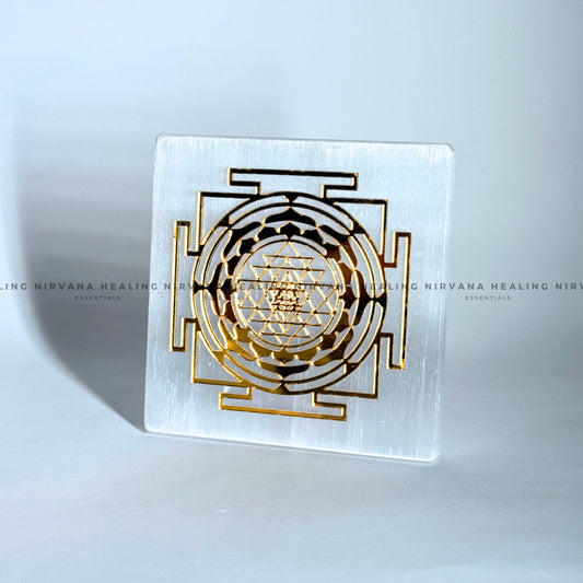 SELENITE GOLDEN SHREE YANTRA CHARGING PLATE
(Aura Cleansing ,Charging, Cleansing And Purification). image 1