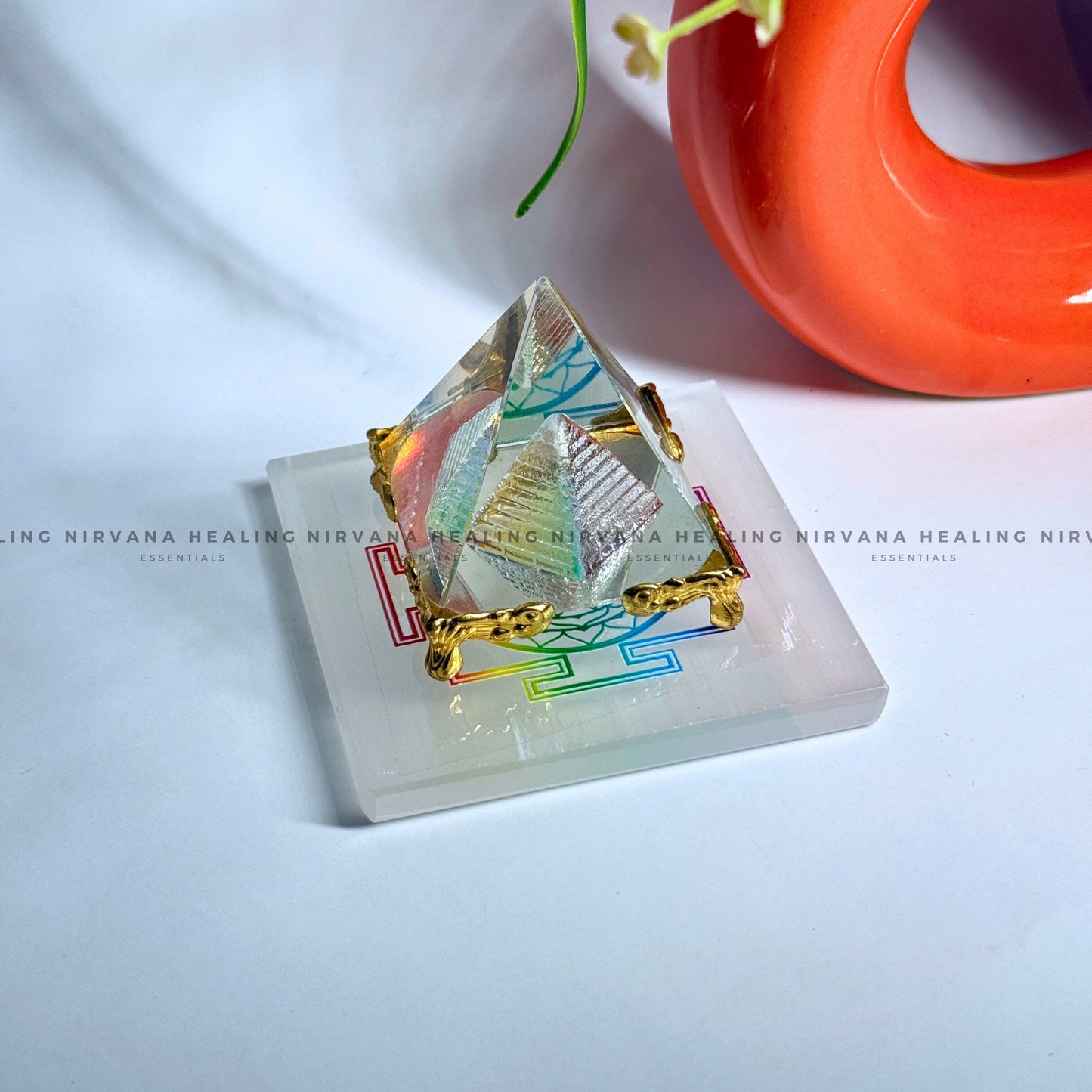 SELENITE SHREE YANTRA CHARGING PLATE (Aura Cleansing ,Charging, Cleansing And Purification). image 4