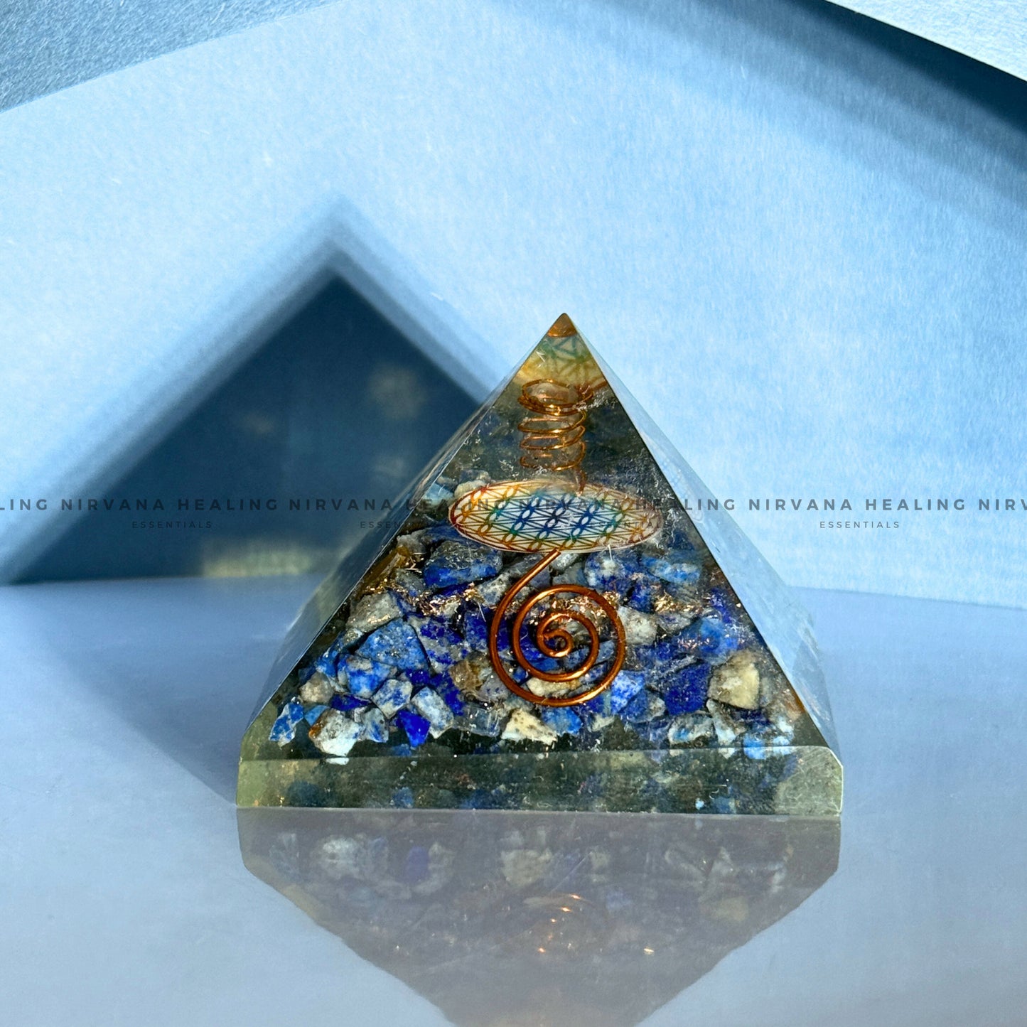 LAPIS LAZULI  PYRAMID (Communication, Truth, Ease Of Expression And Wisdom) image 5