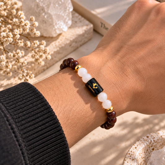 Capricorn Zodiac Crystal Bracelet - Garnet and Mother of Pearl