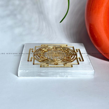 SELENITE GOLDEN SHREE YANTRA CHARGING PLATE (Aura Cleansing ,Charging, Cleansing And Purification). image 2