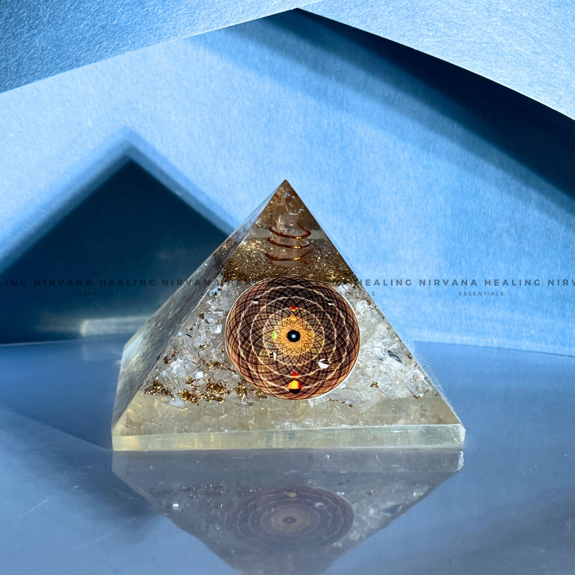 SELENITE PYRAMID (Aura Cleansing, Charging, Cleansing And Purification). image 4