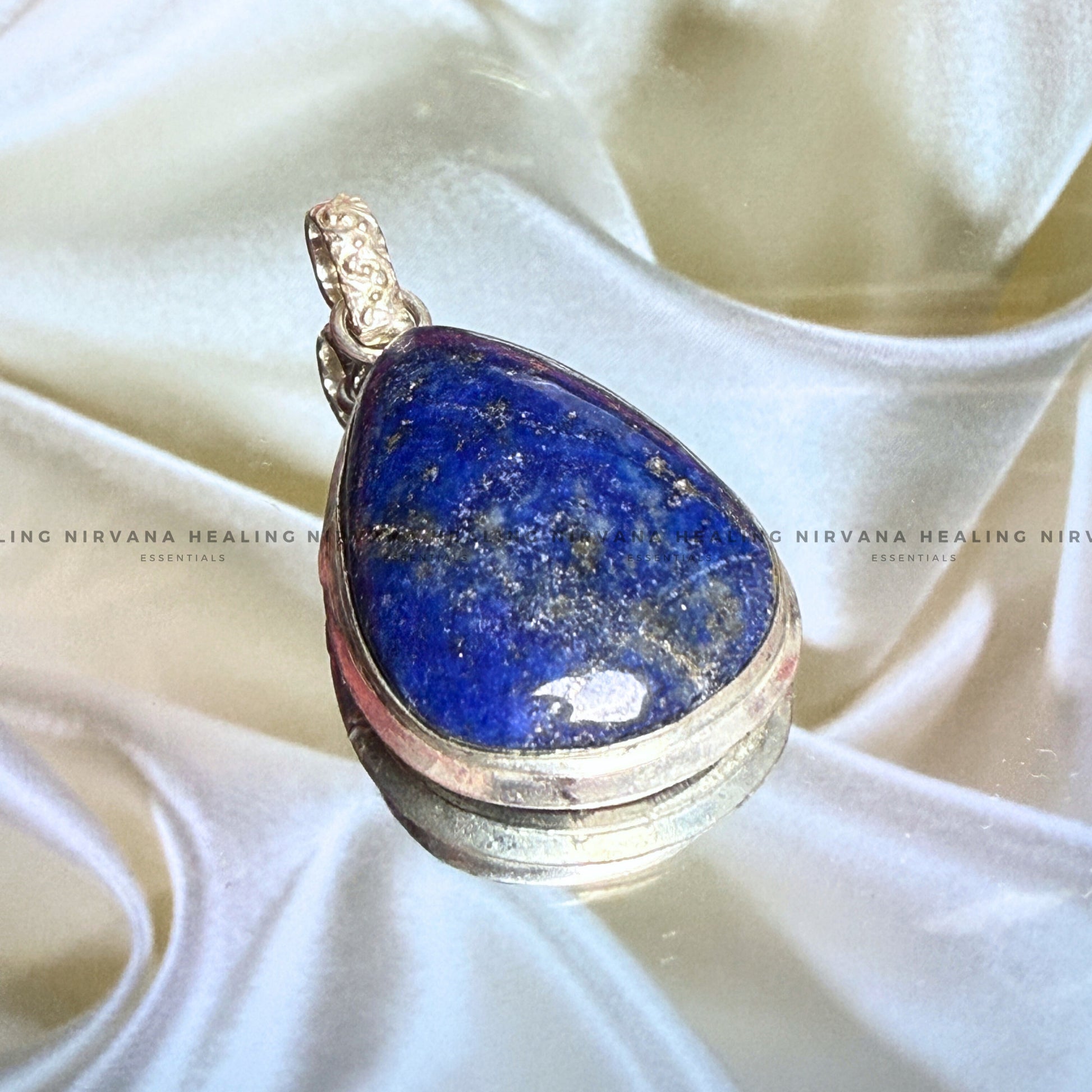 LAPIS LAZULI PENDANT (Communication, Truth, Ease Of Expression And Wisdom) image 0