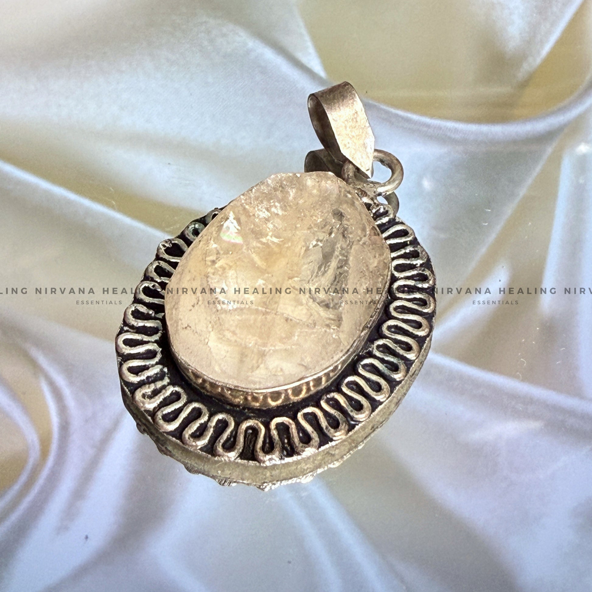 CLEAR QUARTZ RAW PENDANT (Mental Clarity, Master Healer And Energy Amplifier).  image 5