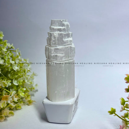 NATURAL SELENITE CRYSTAL LAMP (Aura Cleansing ,Charging, Cleansing And Purification). image 3