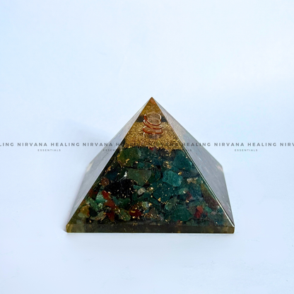 GREEN JADE PYRAMID (Luck, Harmony, Peace And Abundance) image 5