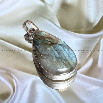LABRADORITE CRYSTAL DESIGNER PENDANT (Intuition, Inner Power And Transformation).    image 4