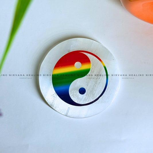  SELENITE YIN-YANG CHARGING PLATE (Aura Cleansing ,Charging, Cleansing And Purification). image 0