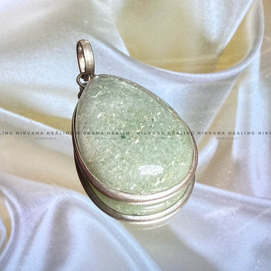 GREEN AVENTURINE CRYSTAL PENDANT (Luck, Money, Abundance, Career And Growth).  image 0