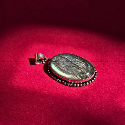 LABRADORITE CRYSTAL DESIGNER PENDANT (Intuition, Inner Power And Transformation).  image 4