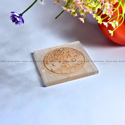 SELENITE TREE CHARGING PLATE (Aura Cleansing ,Charging, Cleansing And Purification). image 4