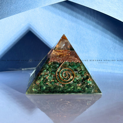 GREEN JADE PYRAMID (Luck, Harmony, Peace And Abundance) image 4