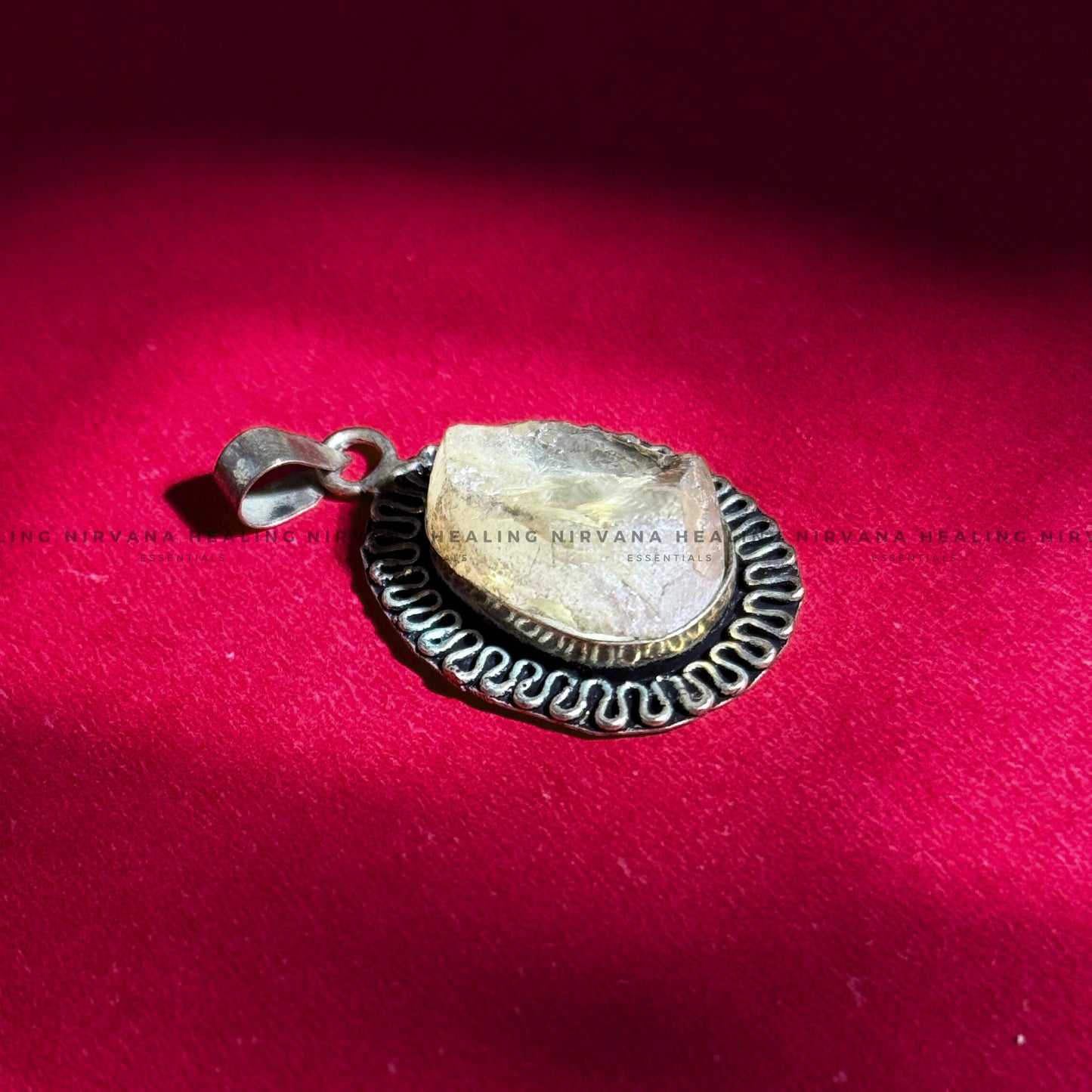 CLEAR QUARTZ RAW PENDANT (Mental Clarity, Master Healer And Energy Amplifier).  image 4