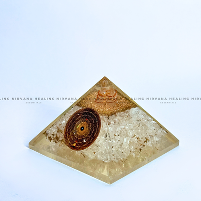 SELENITE PYRAMID (Aura Cleansing, Charging, Cleansing And Purification). image 1