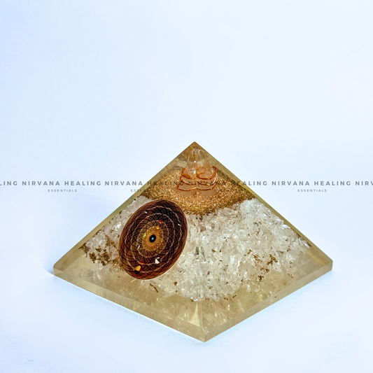 SELENITE PYRAMID (Aura Cleansing, Charging, Cleansing And Purification). image 1