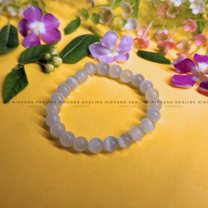 SELENITE ROUND BEADED BRACELET (Aura Cleansing ,Charging, Cleansing And Purification) image 0