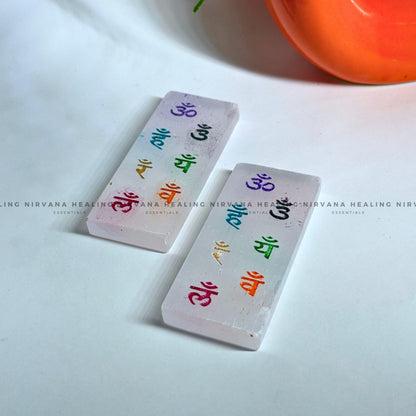 SELENITE CHAKRAS MANTRA RECTANGULAR CHARGING PLATE (Aura Cleansing ,Charging, Cleansing And Purification). image 0