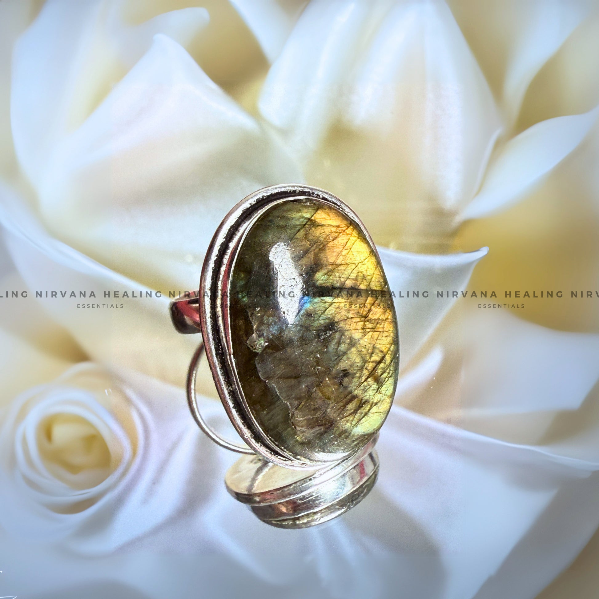 GREEN UNAKITE OVAL RING (Emotional Healing, Heart Awakening, Inner Peace) . image 0
