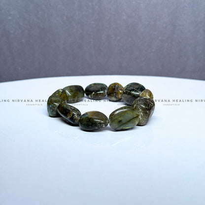LABRADORITE TUMBLE BRACELET (Intuition, Inner Power And Transformation).  image 3