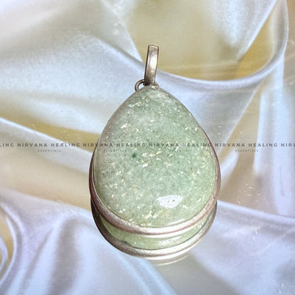 GREEN AVENTURINE CRYSTAL PENDANT (Luck, Money, Abundance, Career And Growth).  image 2