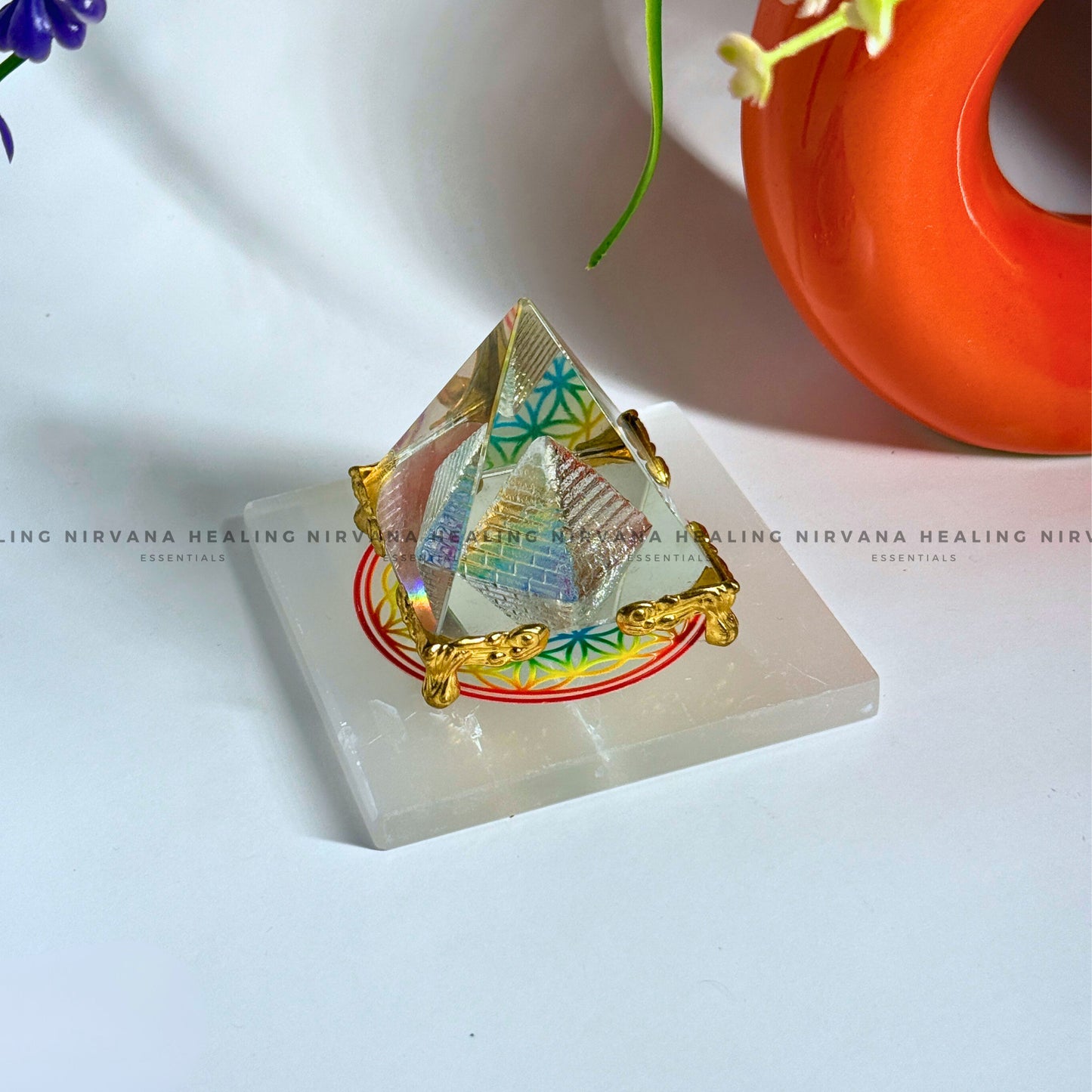 SELENITE FLOWER COLOUR CHARGING PLATE (Aura Cleansing ,Charging, Cleansing And Purification). image 4