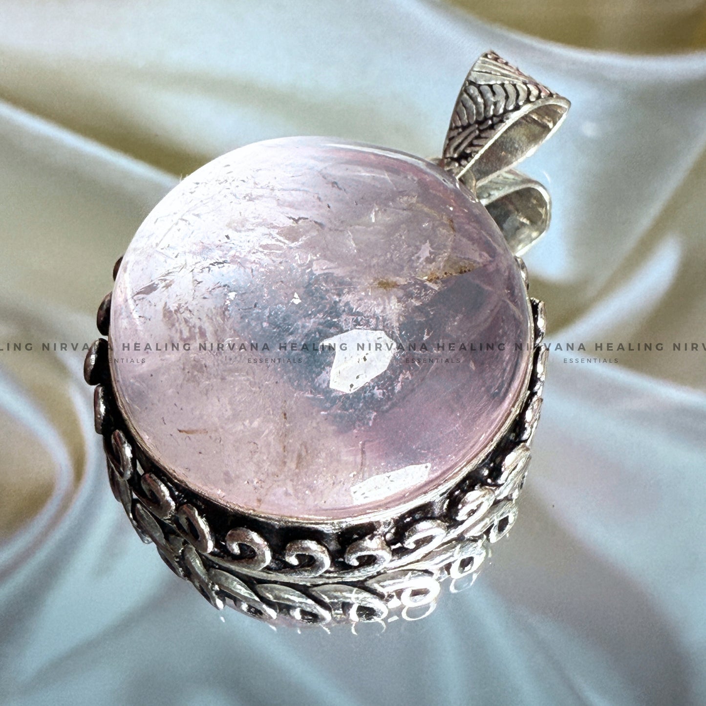 AURA QUARTZ ROUND PENDANT (Energy Amplifier, Aura Cleanser And Protection) image 2