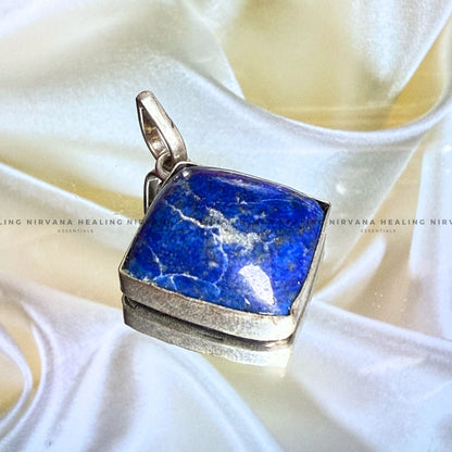 LAPIS LAZULI PENDANT (Communication, Truth, Ease Of Expression And Wisdom) image 0
