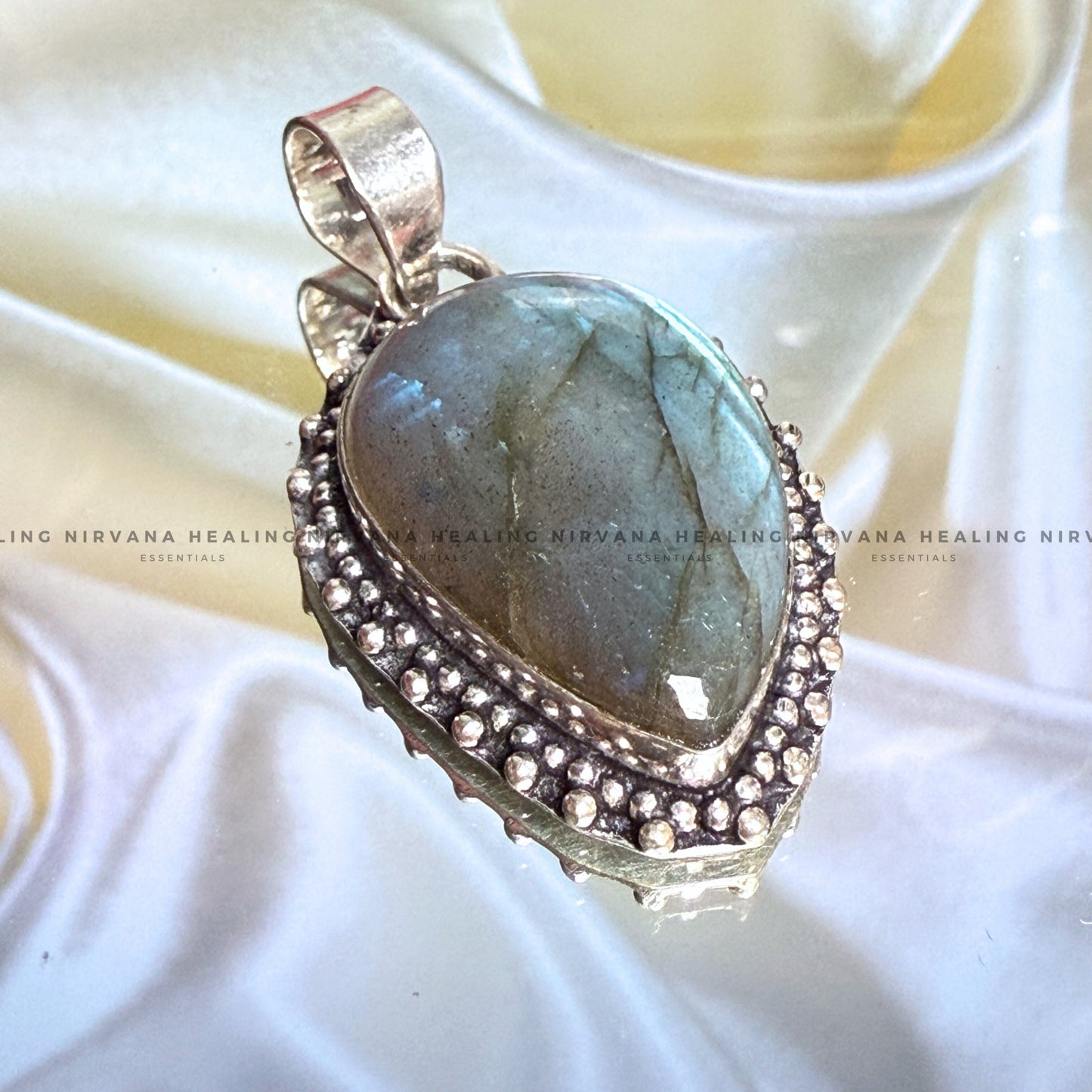 LABRADORITE CRYSTAL DESIGNER PENDANT (Intuition, Inner Power And Transformation).    image 0